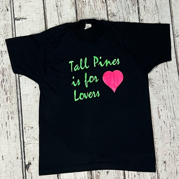 Vintage 1980s Tall Pines  is For Lovers 80s Single Stitch Destination Tshirt - Picture 1 of 3